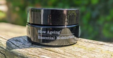 slow-ageing-moisturiser