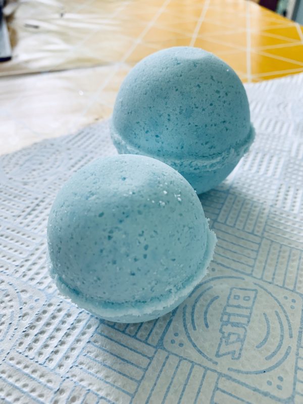 Super easy beginners moisturising shea butter bath bomb recipe Suit