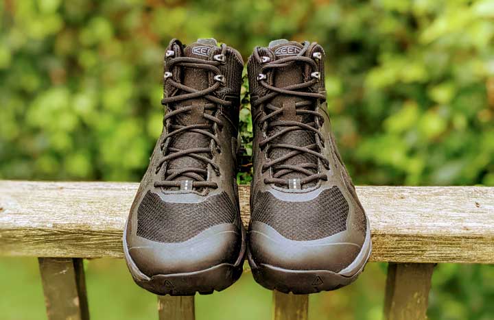 hiking-boots